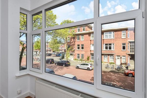 Medium property photo - Jan van Beersstraat 142, 2523 KA Den Haag